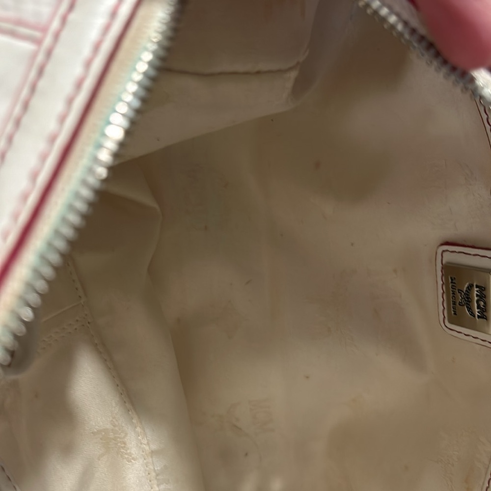 MCM White and Pink Shoulder Bag with MCM wallet. - Picture 9 of 15
